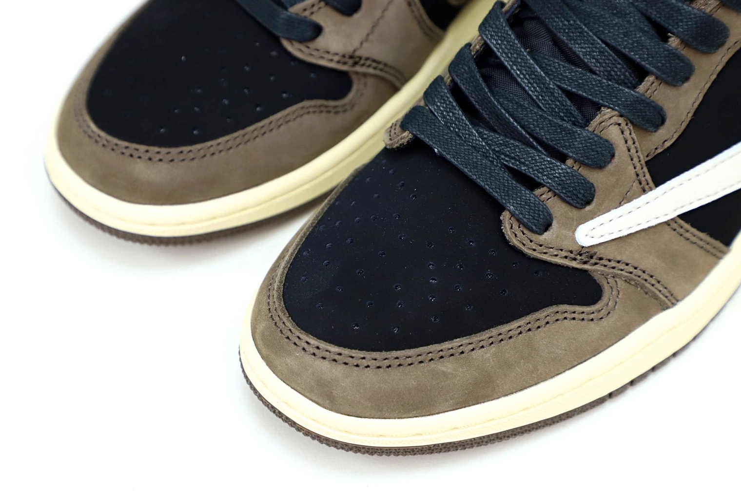 Jordan Jordan 1mLow x Travis SP OG Scott TS Air 0208